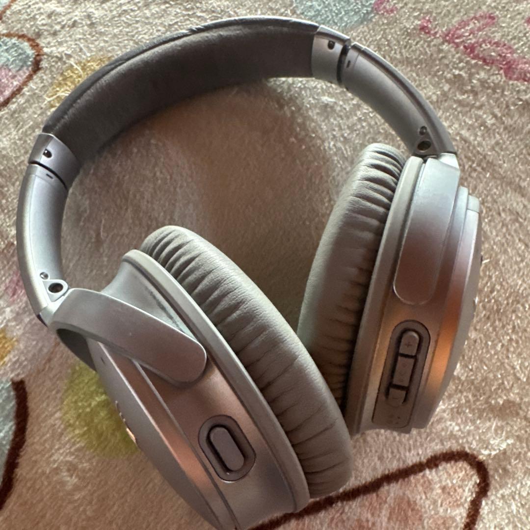 な*ー様 BOSE Quietcomfort35 IIワイヤレスイヤホンblue