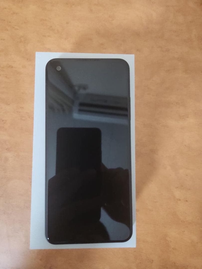 ASUS Zenfone 10 本体　RAM 16GB ROM 512GB