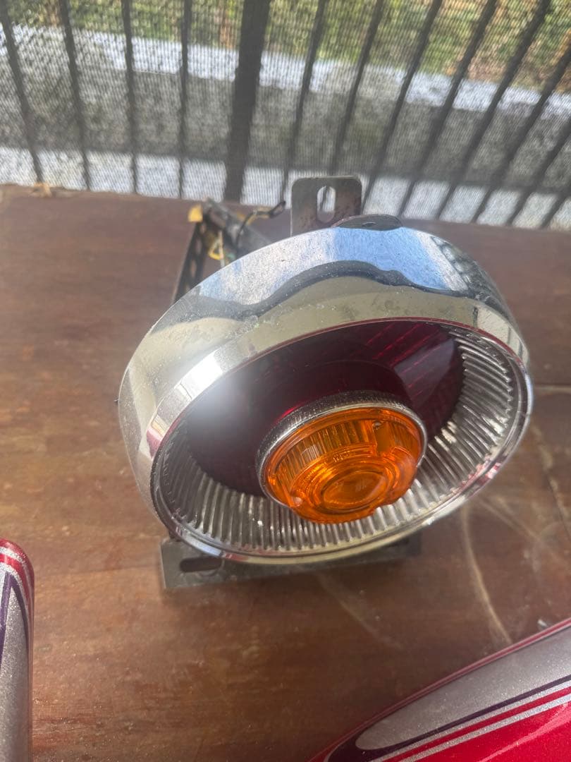 み*ち様 cb250t 外装　テールランプ