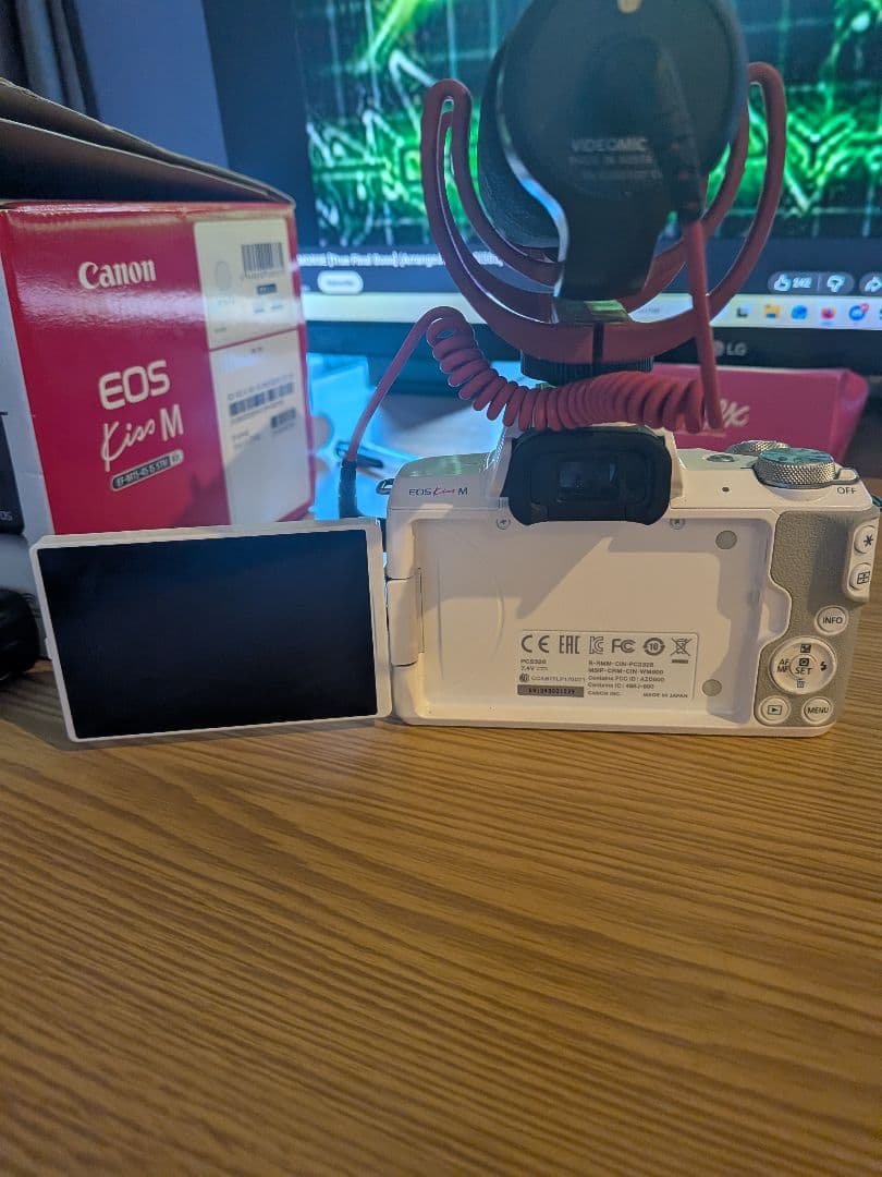 ★美品★Canon EOS kiss M EF-M15-45mm レンズキット