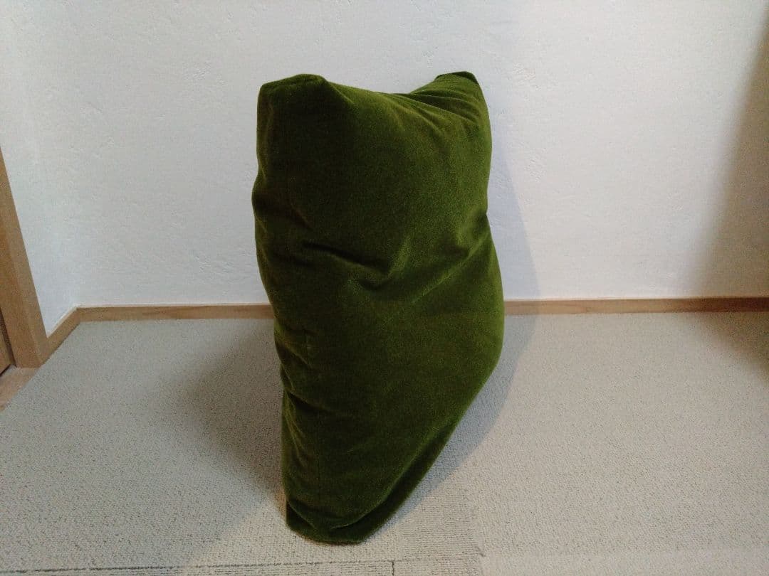 [タイムセール]カリモク60 ロビークッション　モケットグリーンK36160