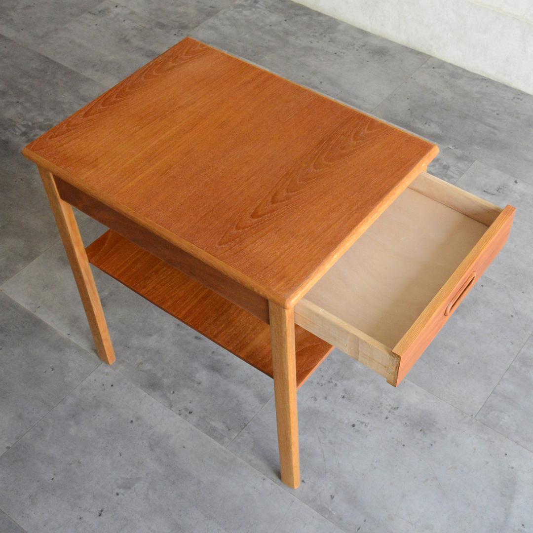 デンマーク 北欧ヴィンテージ チーク サイドテーブル 北欧家具 ナイトテーブル