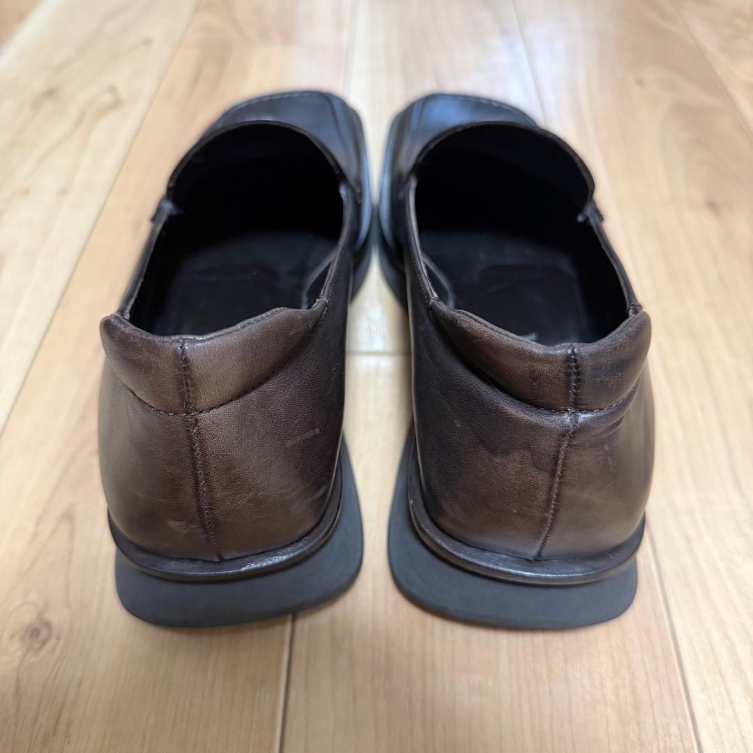 プラダ スクエアトゥ レザー ローファー スリッポン PRADA