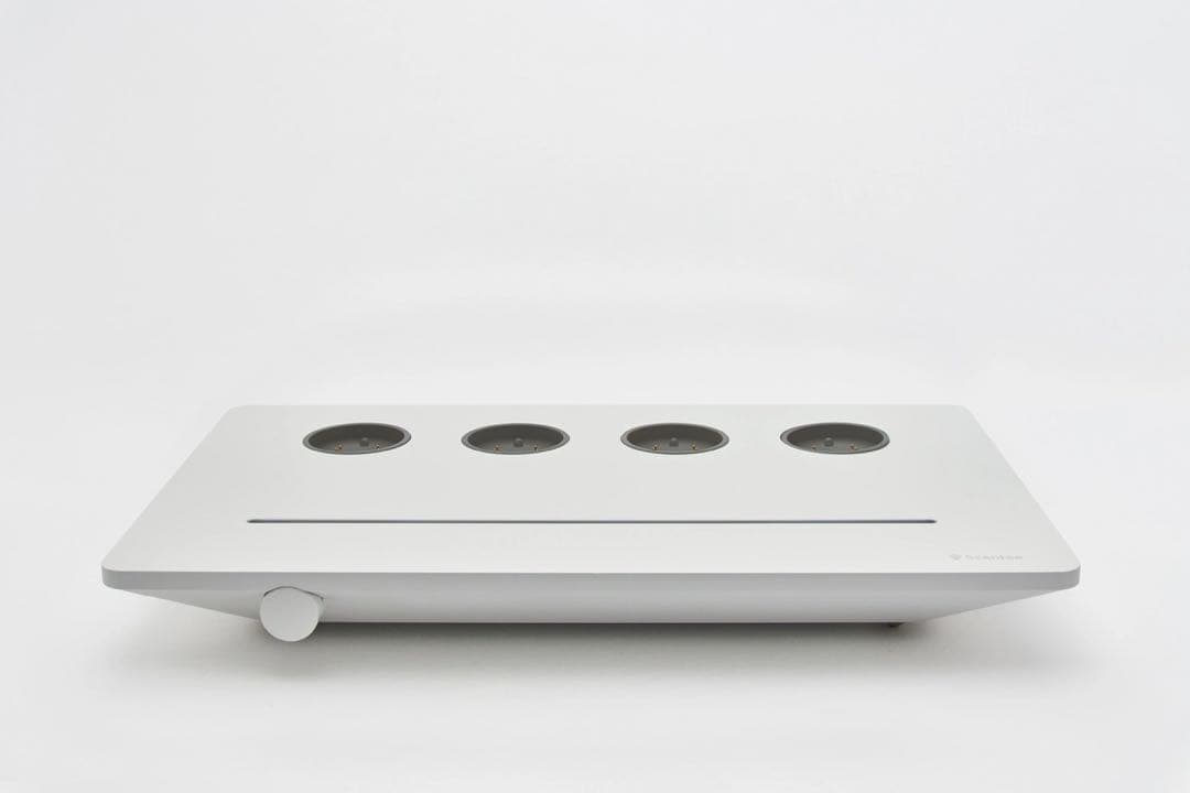 新品未開封Scentee Machina スマートルームディフューザーアロマ家電