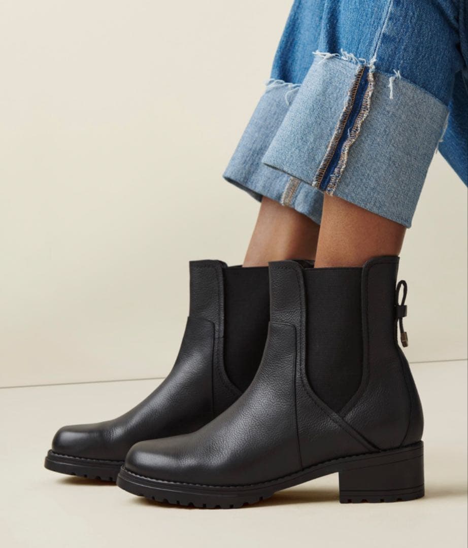 美品　COLE HAAN カメア　サイドゴアブーツ　ウォータープルーフ　サイズ8