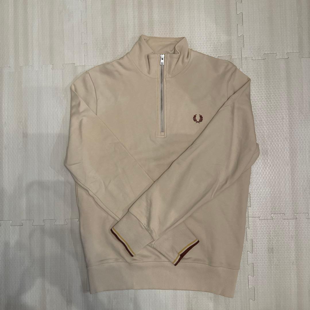 【最終値引き】FRED PERRY ベージュ ハーフジップ トレーナー