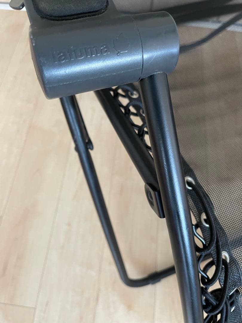 ラフマ　アウトドアチェア ブラック メッシュ　ドリンクホルダー付き