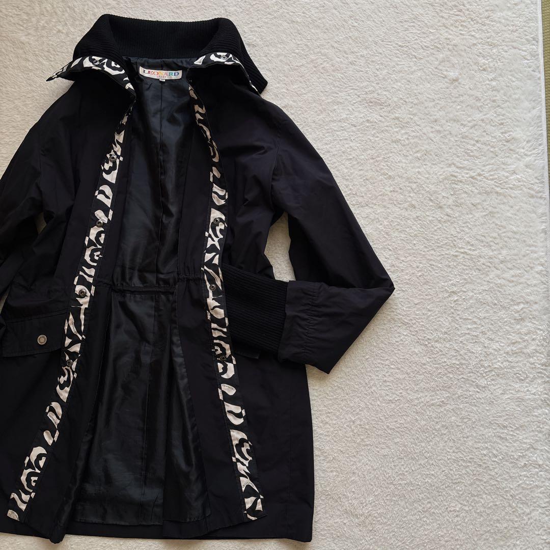 レオナールスポーツ　ナイロンコート　総柄パイピング　襟裏柄　袖リブ