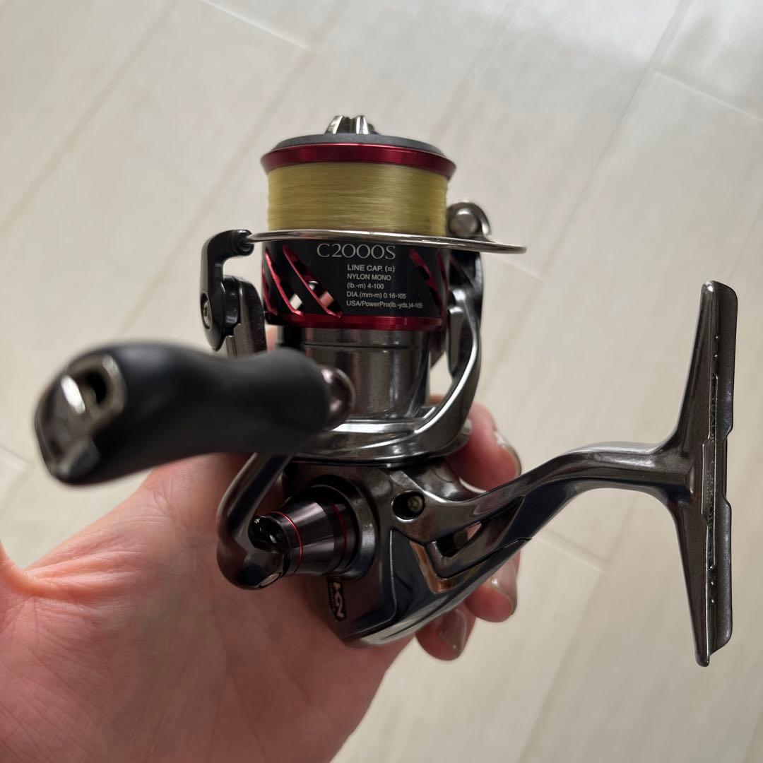 SHIMANO 渓流リール C2000S