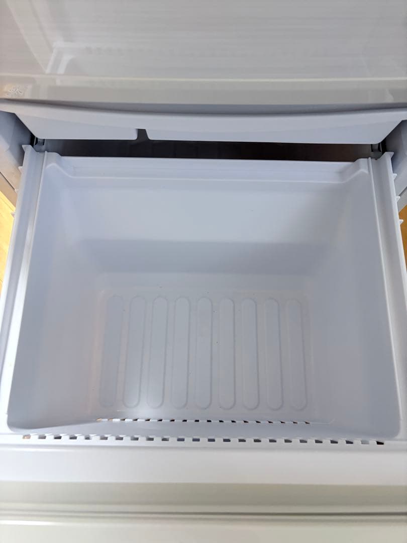 SHARP SJ-D14F-W 冷蔵庫 137L 2020年製 徳島　一人暮らし