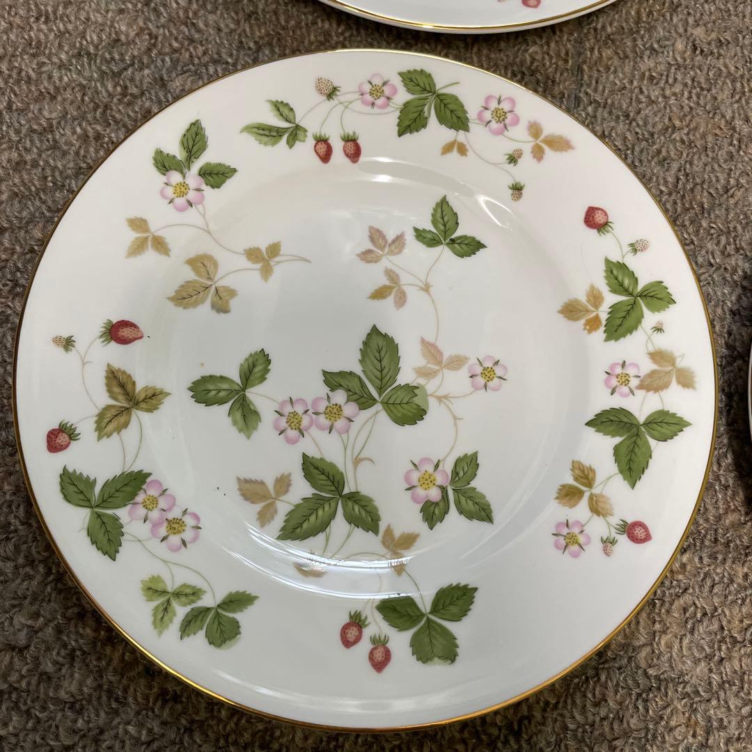新品 ワイルドストロベリー 皿 20cm4枚セット