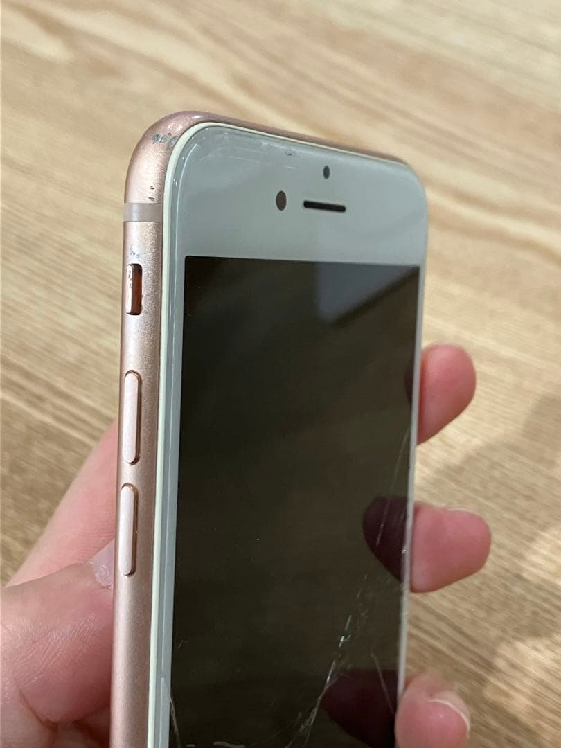 iPhone 8 ゴールド 64GB