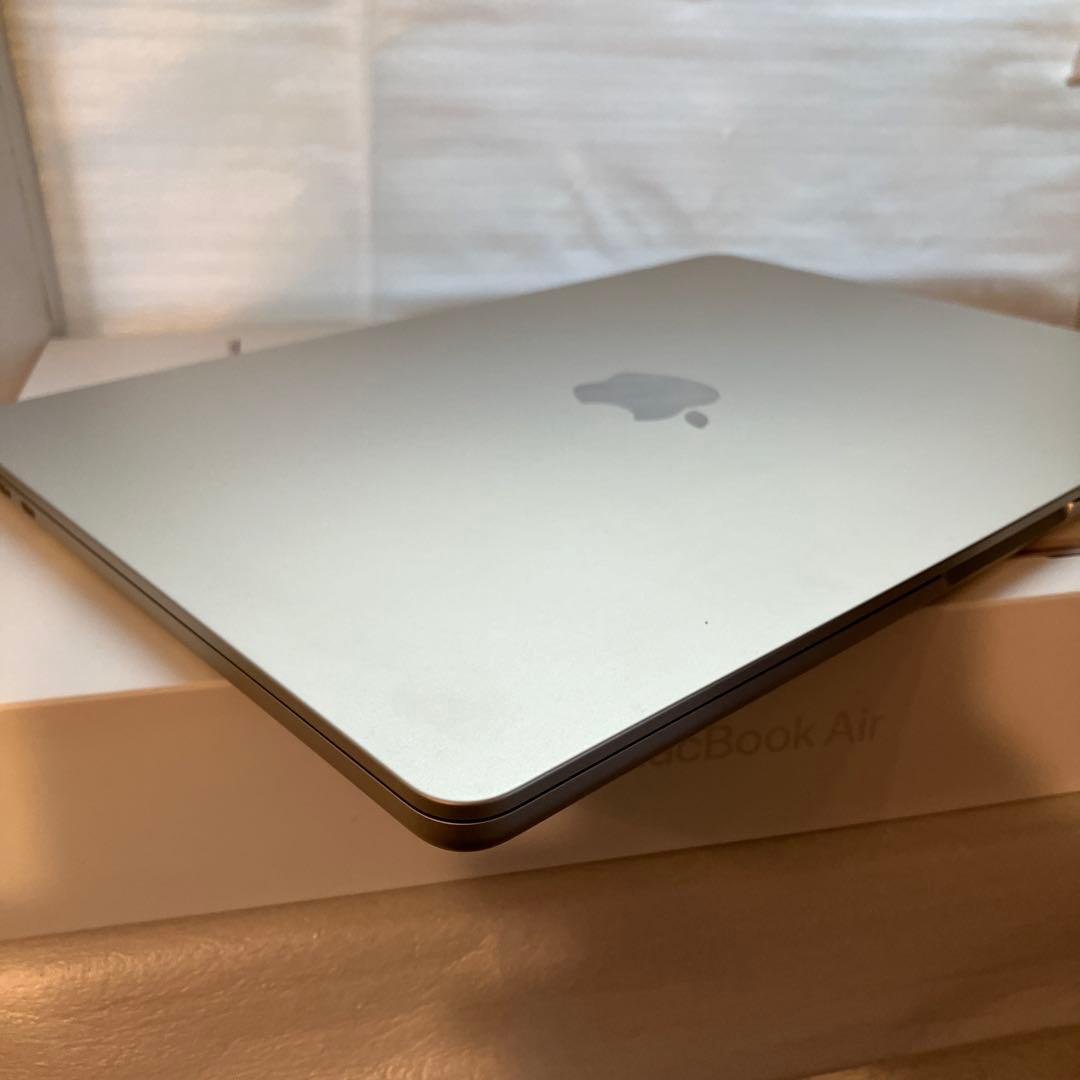 MacBook Air M2 16GBメモリ