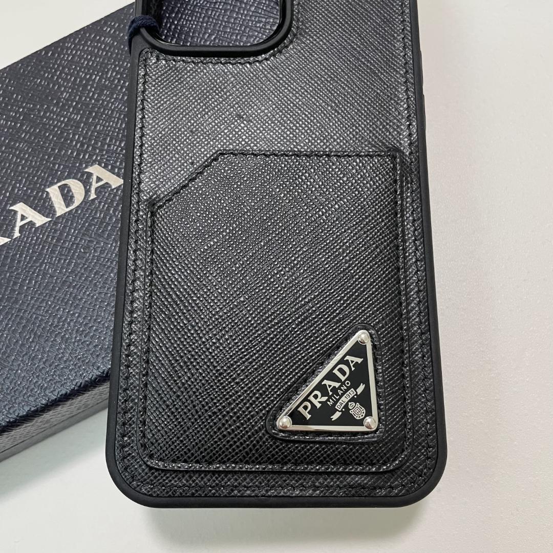 PRADA プラダ iPhone13 Pro Max ケース スマホケース 黒
