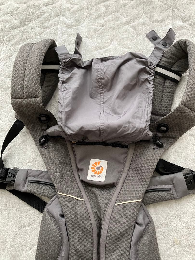 ergobaby オムニブリーズ グラファイトグレー　抱っこ紐