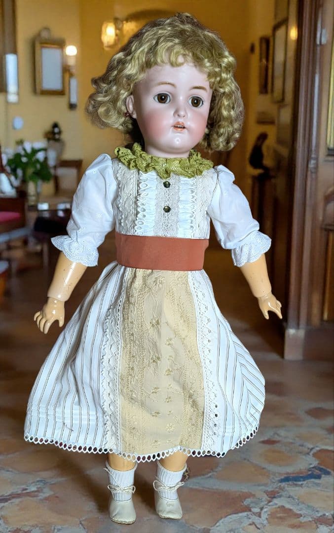 アンティーク　ビスクドール 　K & R 　SIMON & HALBIG　62㎝