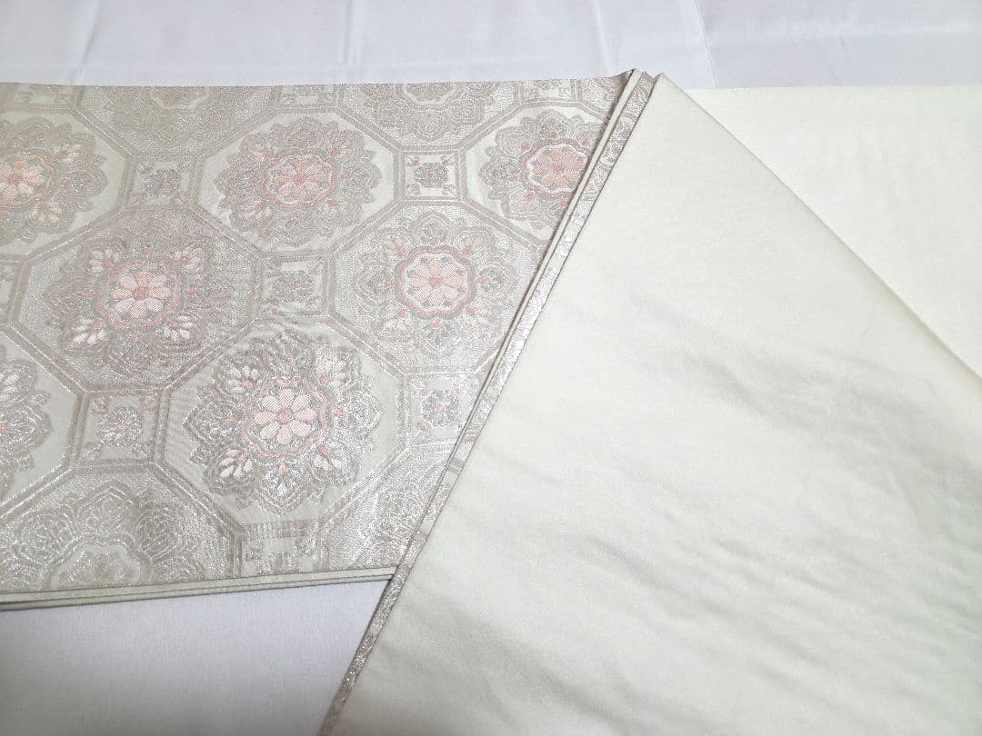 A◆着物くつろぎ 正倉院文様 銀糸 純銀箔 白 六通 正絹 フォーマルな袋帯