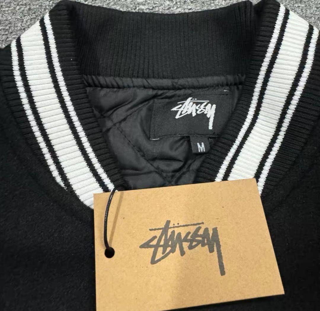 美品STUSSY ブラック スタジャン男女兼用 M