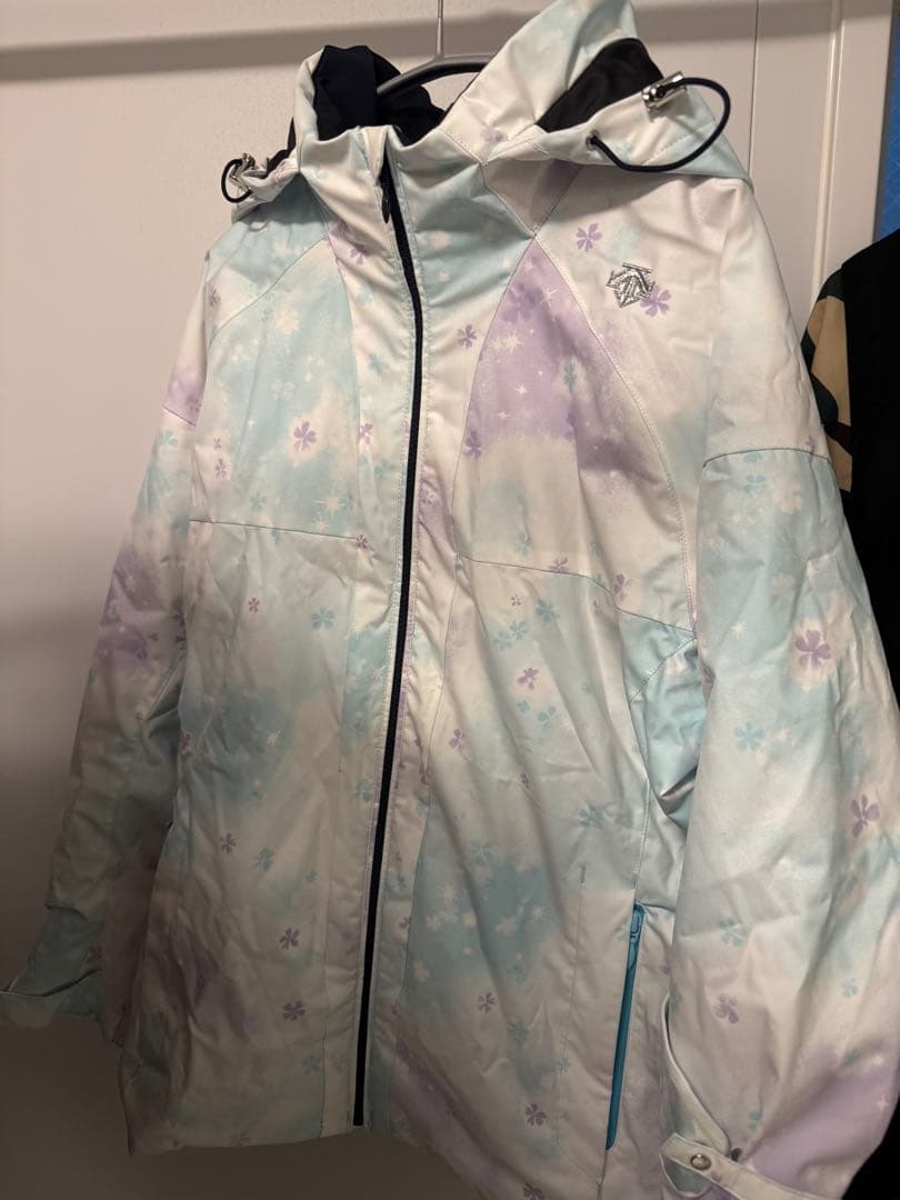 m　美品❗️デサントDESCENTE スキーウェア（女性用）LL