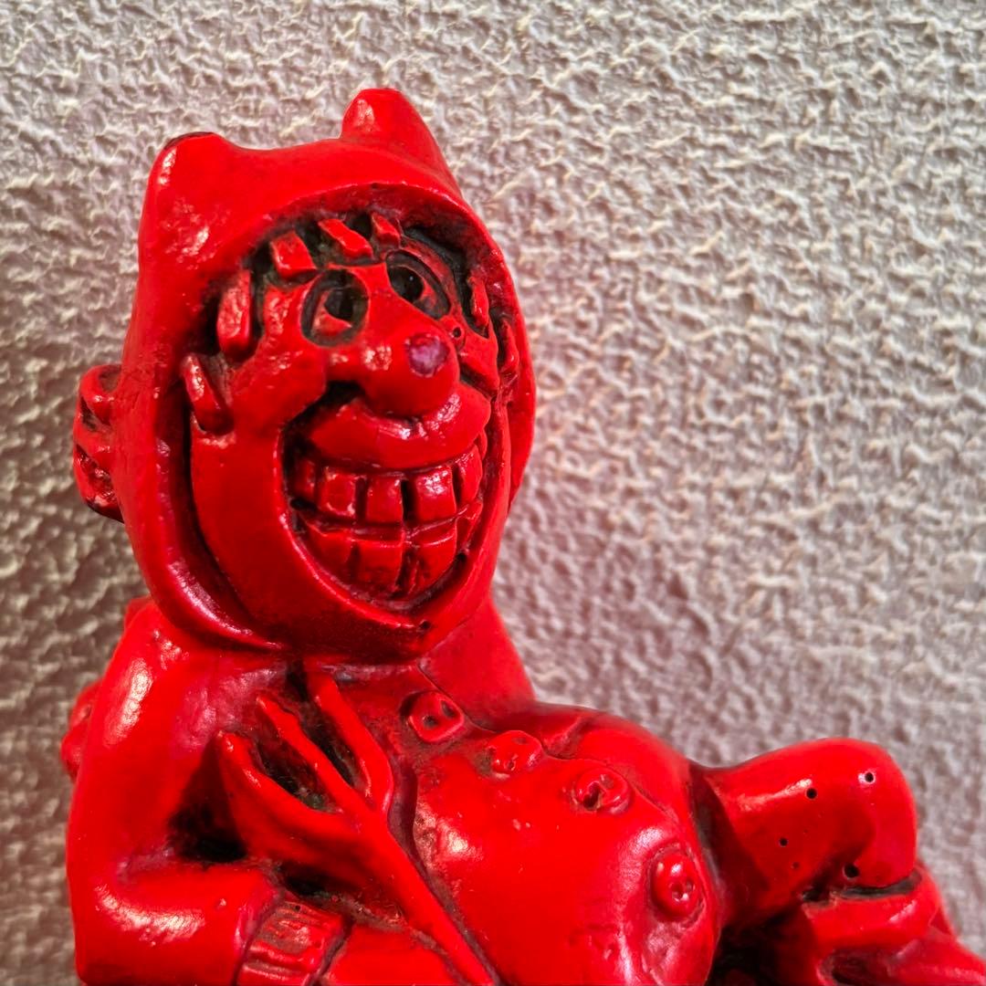 レッドデビル18レア　1970s ヴィンテージ　USA メッセージドール　ピース