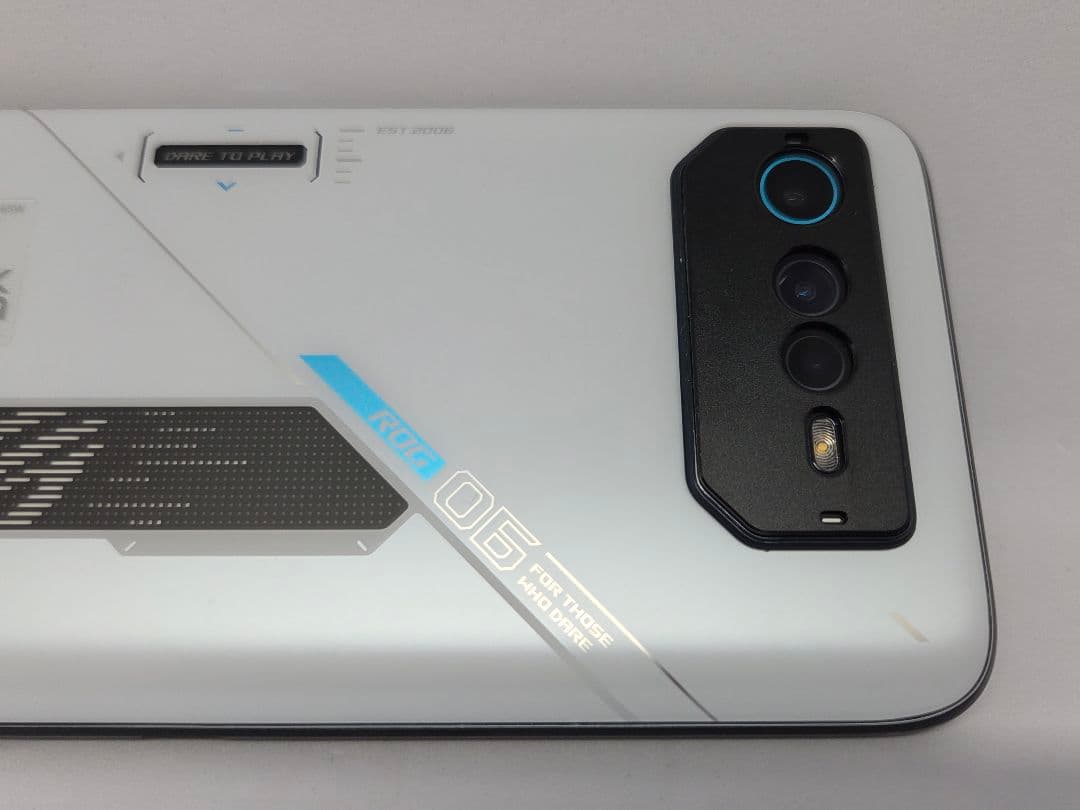 ROG Phone 6 12GB/256GB ストームホワイト