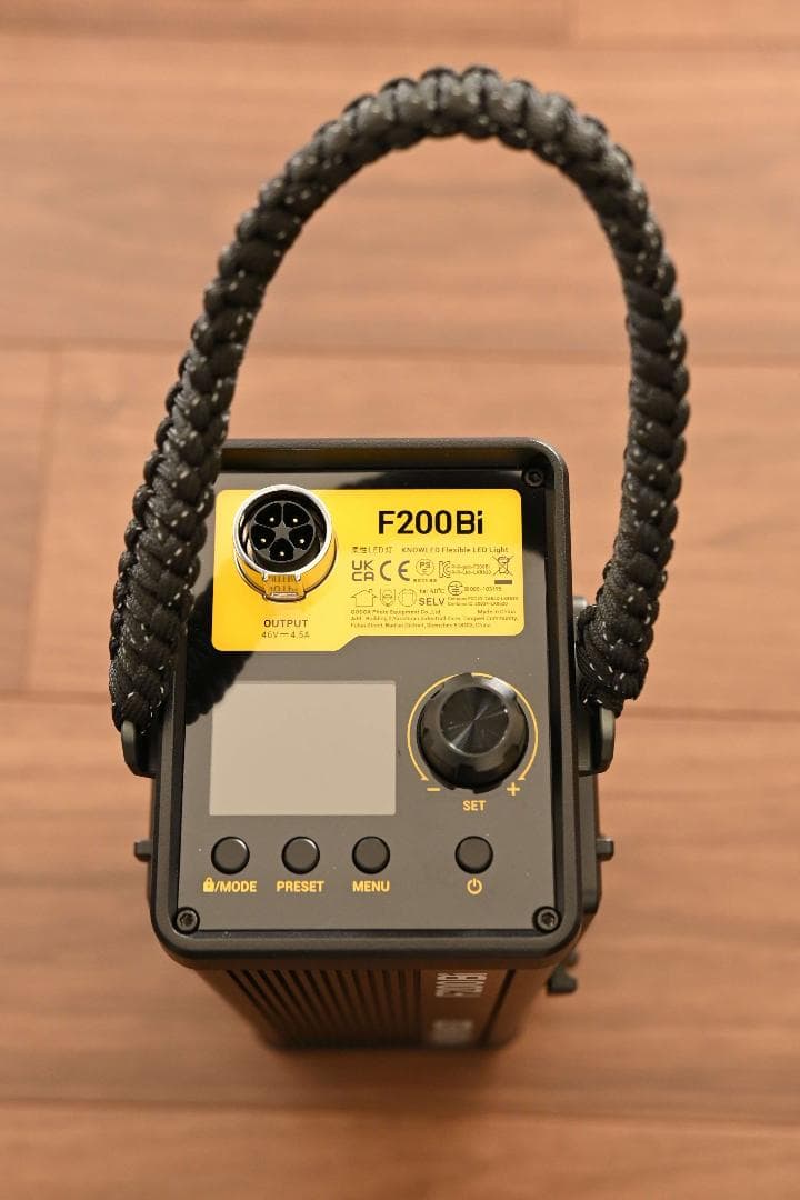 GODOX KNOWLED F200Bi フレキシブルLEDライト