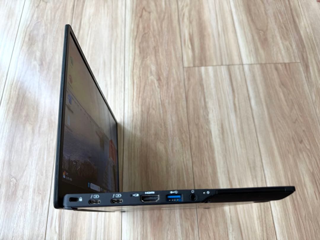 2021年9月モデル 超軽量 LIFEBOOK U9311/F Core i5