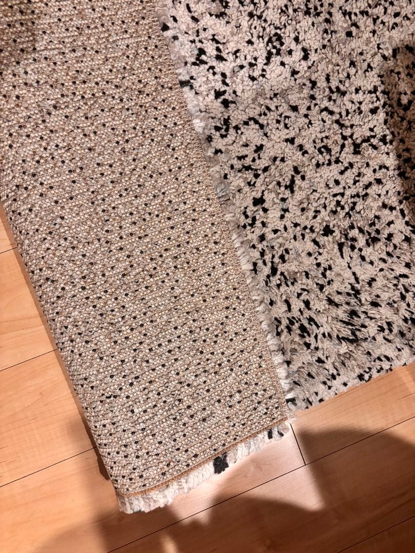 IKEA ラグ　VINDUM ヴィンドゥム ホワイト　133 × 180