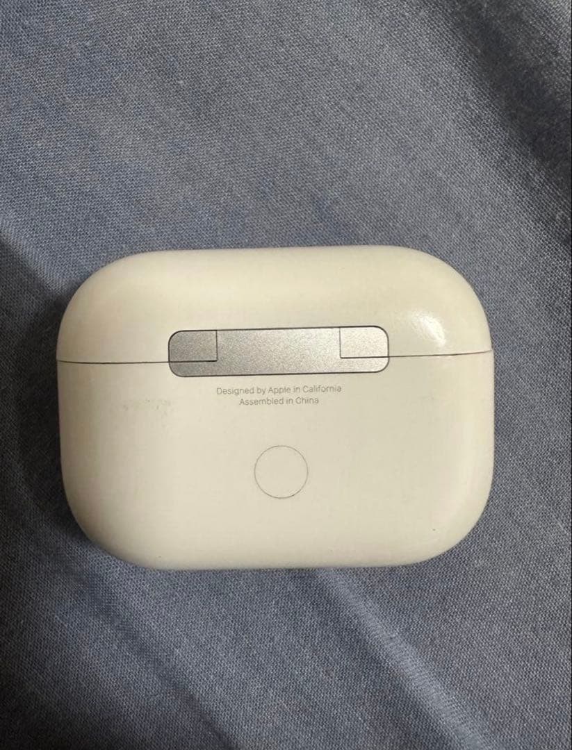 Apple AirPods Pro2 本体 充電ケース付き