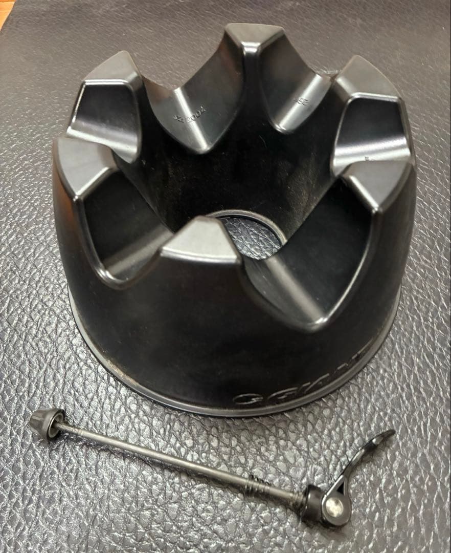 送料込⭐︎ジャイアント サイクロトロン フルード ST ロードバイク用ローラー