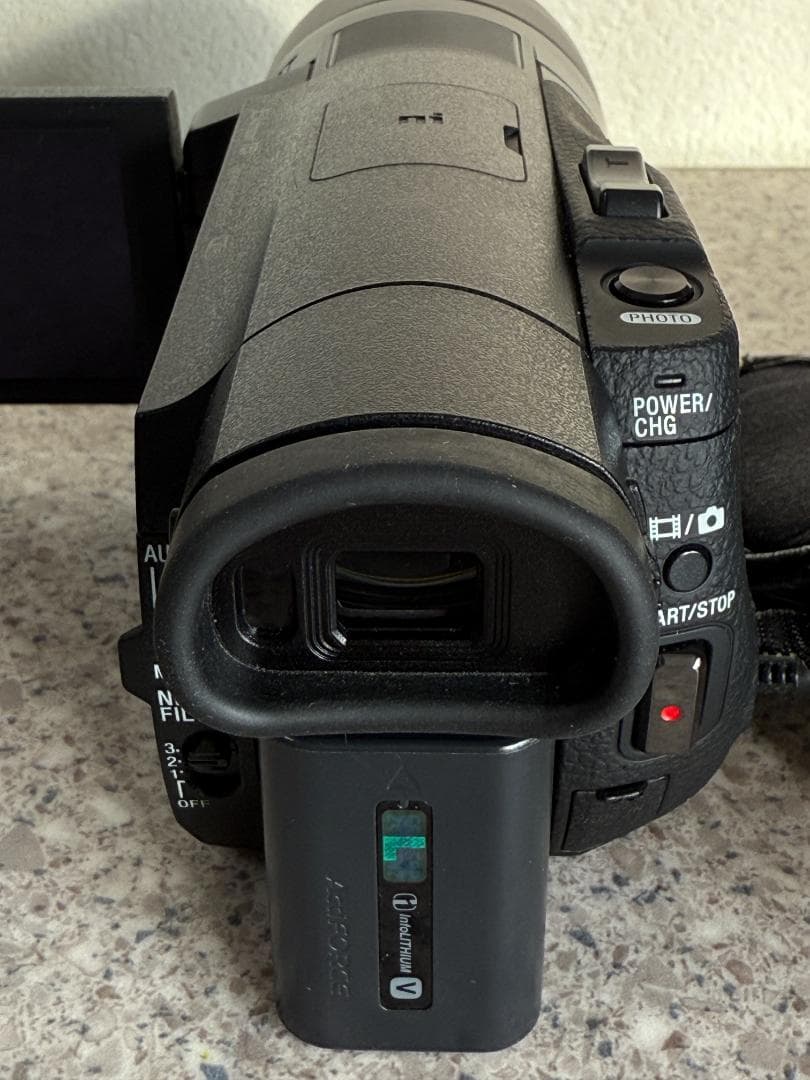 【完動品】SONY FDR-AX100（本体＋付属品＋レンズ）