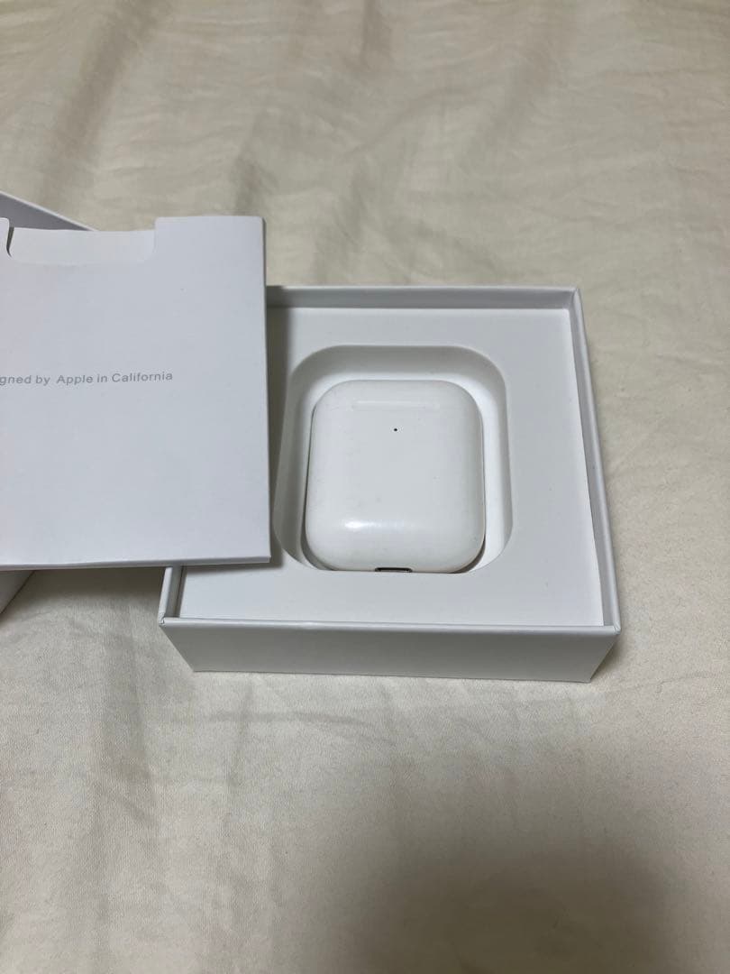 AirPods 第二世代 ケース 片耳のみ(左) MRXJ2J/A