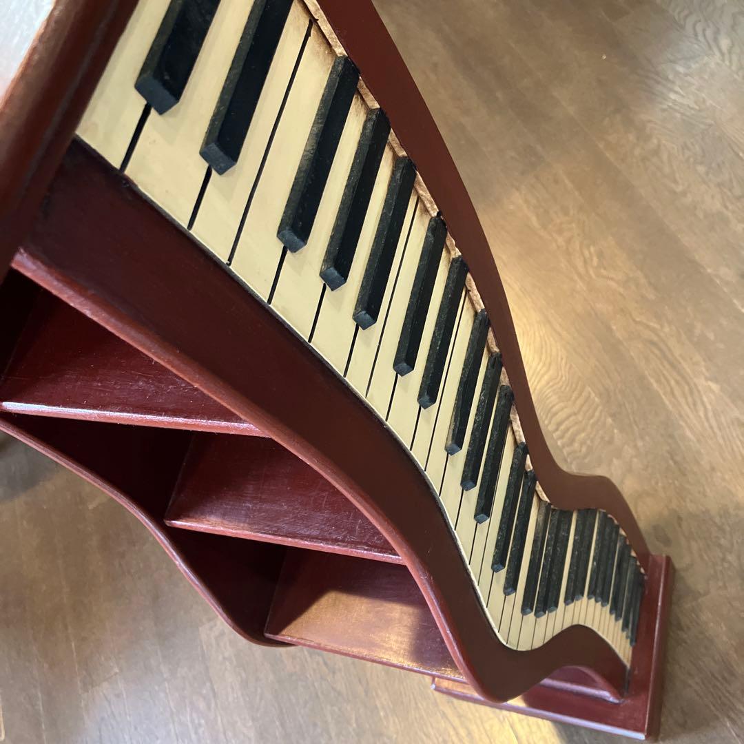 ピアノ鍵盤（両面）デザイン6段棚最大90枚 CD 収納 アンティーク調 店舗什器