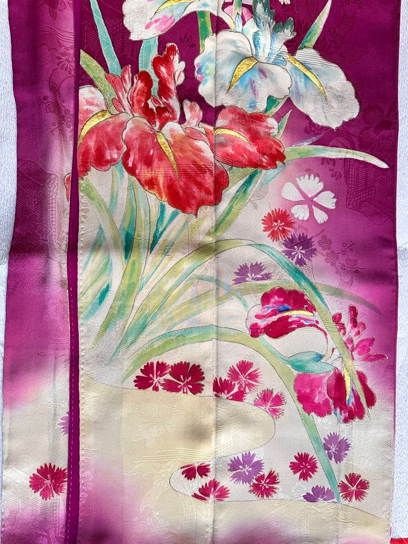 期間限定価格　臙脂色　アンティーク着物　色留袖　菖蒲　撫子