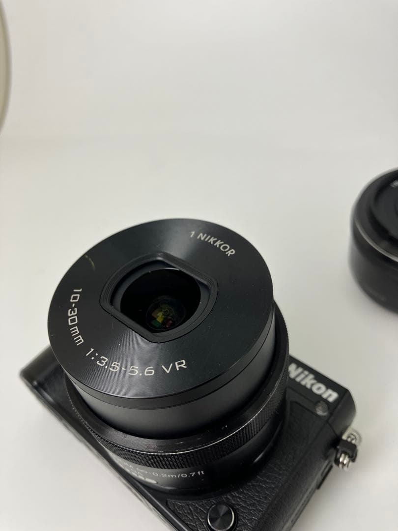 【返品保証・動作確認済】Nikon 1 J5 ブラック ダブルレンズキット