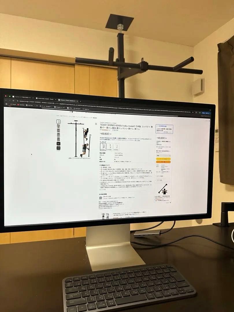 Studio Display 標準ガラス　高さと傾き調整可能