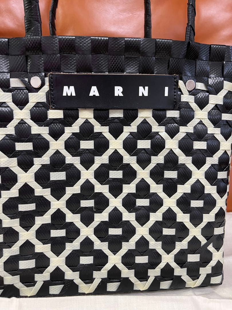 MARNI♡未使用幾何学模様 かごバッグ 保存袋付き