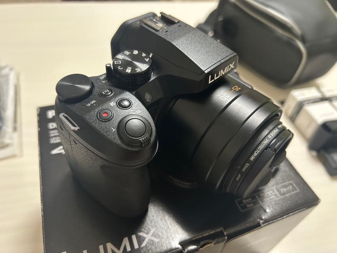 デジタルカメラ Panasonic LUMIX DMC-FZ300