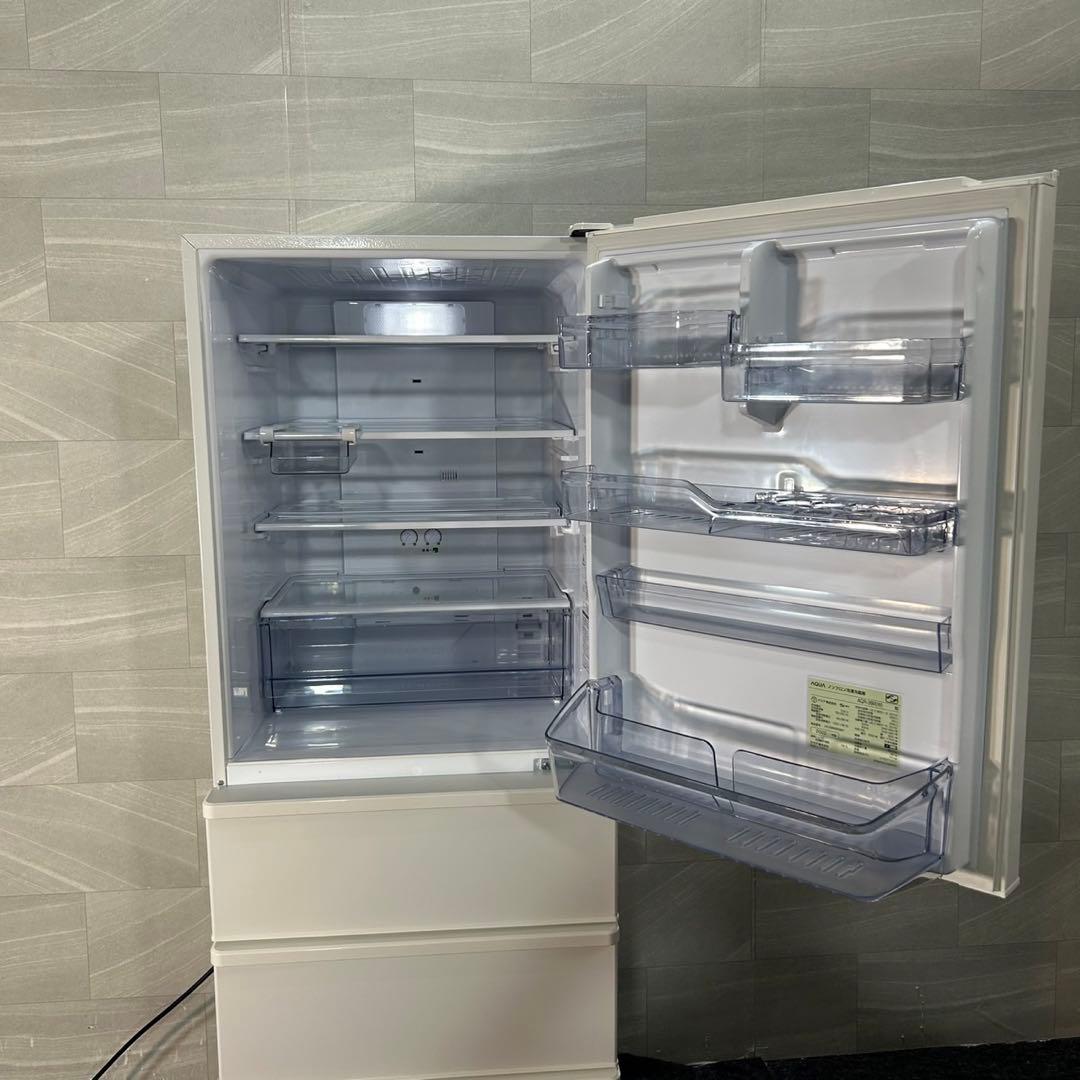 AQUA 4ドア 冷蔵庫 355L ファミリータイプ 2022年製 d4106