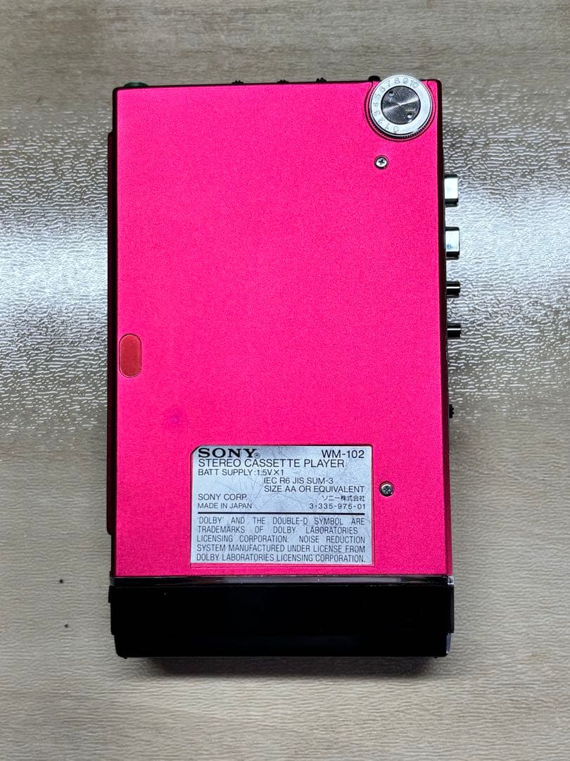 【希少】SONY ソニー WM-102 ウォークマン 純正ケース付　動作不安定