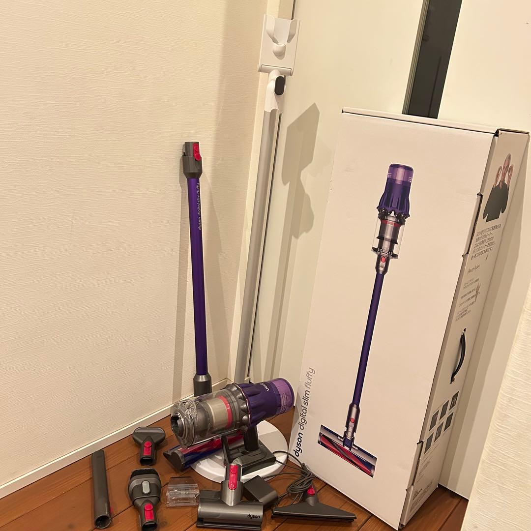 【美品】dyson digital slim fluffyクリーニング済み