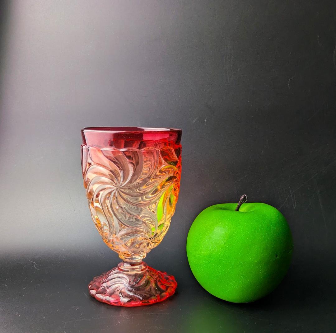 鮮烈な赤★オールドバカラ ローズ グラデーション アンティーク グラス