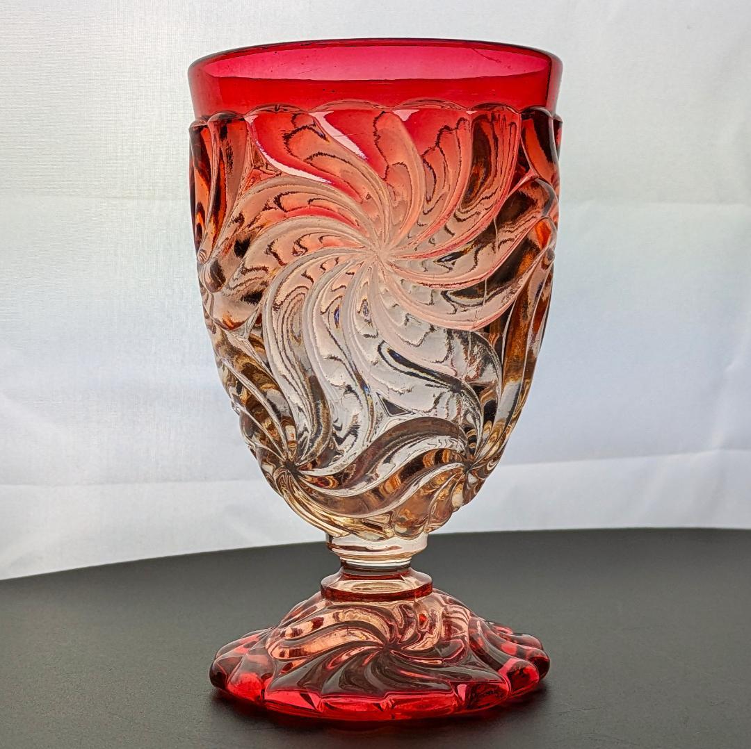 鮮烈な赤★オールドバカラ ローズ グラデーション アンティーク グラス