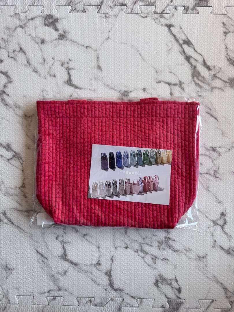 【新品未使用】pionunnal☆STRAWBERRY☆ストロベリー☆MOVE☆