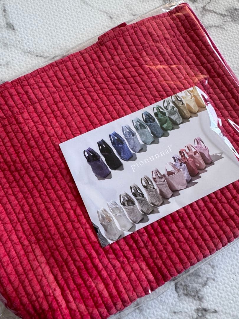 【新品未使用】pionunnal☆STRAWBERRY☆ストロベリー☆MOVE☆