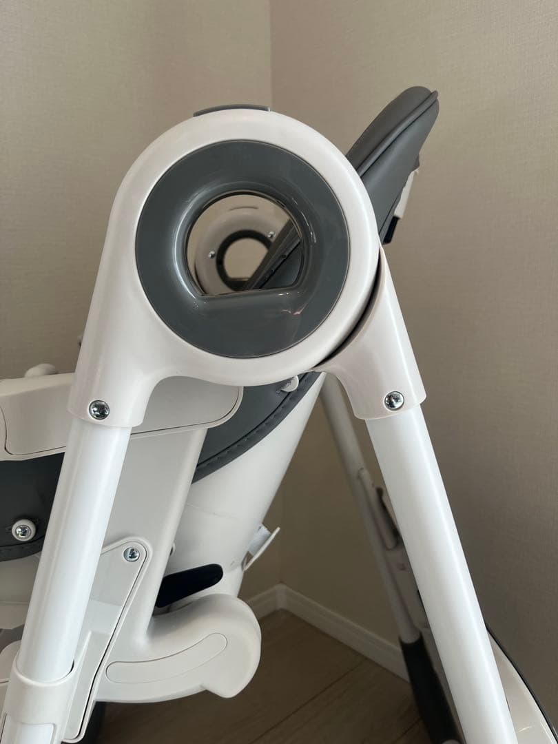 【美品】スモルビ　ハイ&ローのびのびベビーチェア