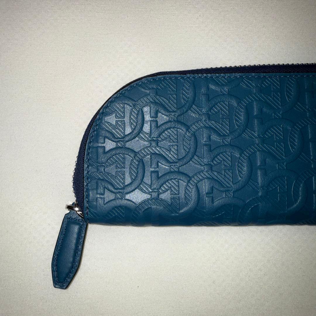 （美品）フェラガモ　ペンケース