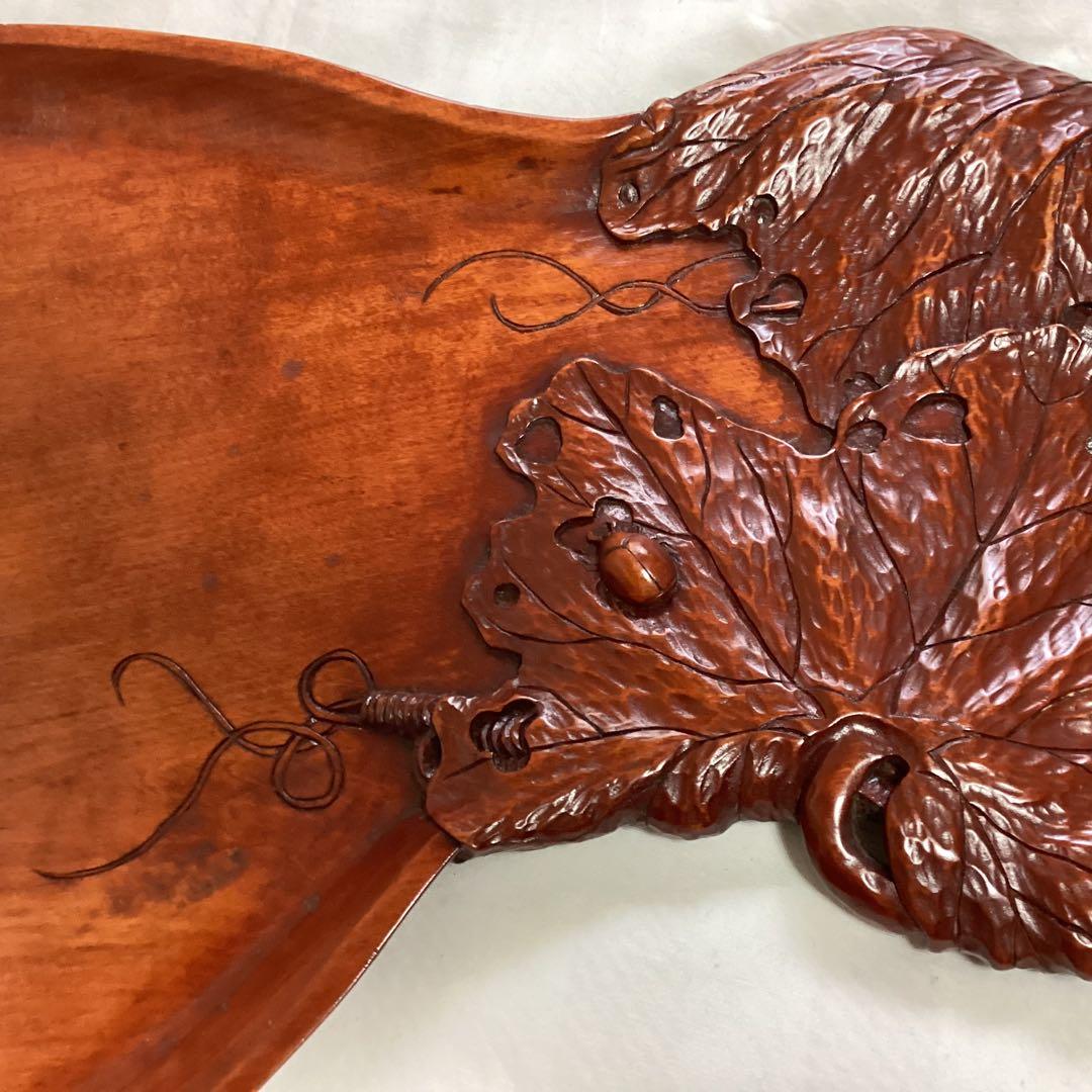 煎茶道大敷盆　④ 瓢型木製敷盆　葉の彫刻