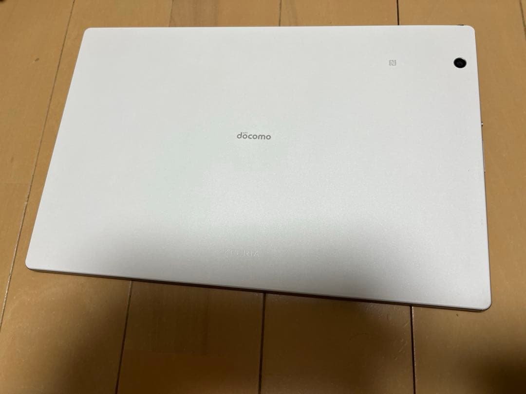 超美品NTTドコモ SO-05G （SONY XPERIA Z4 Tablet）