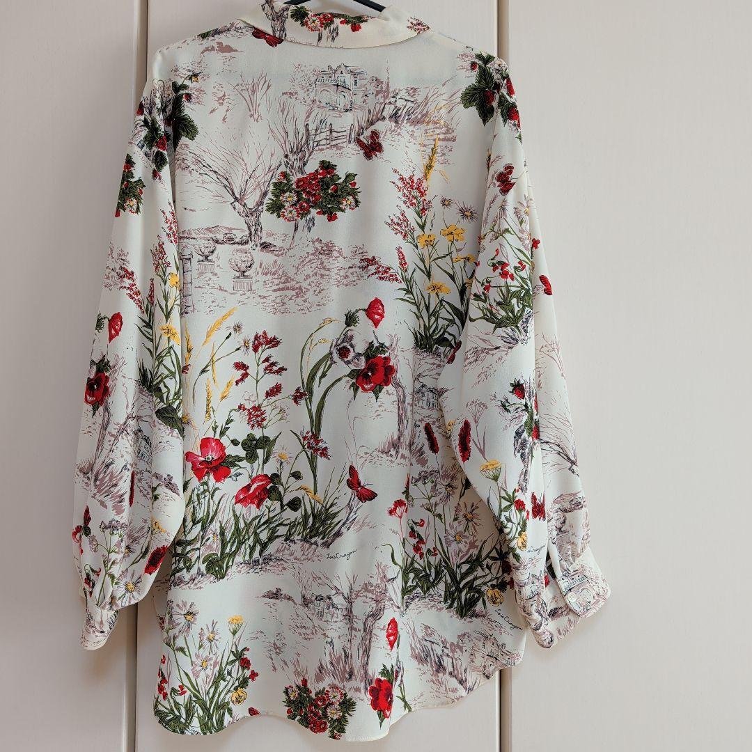 ロイスクレヨン　シャツ